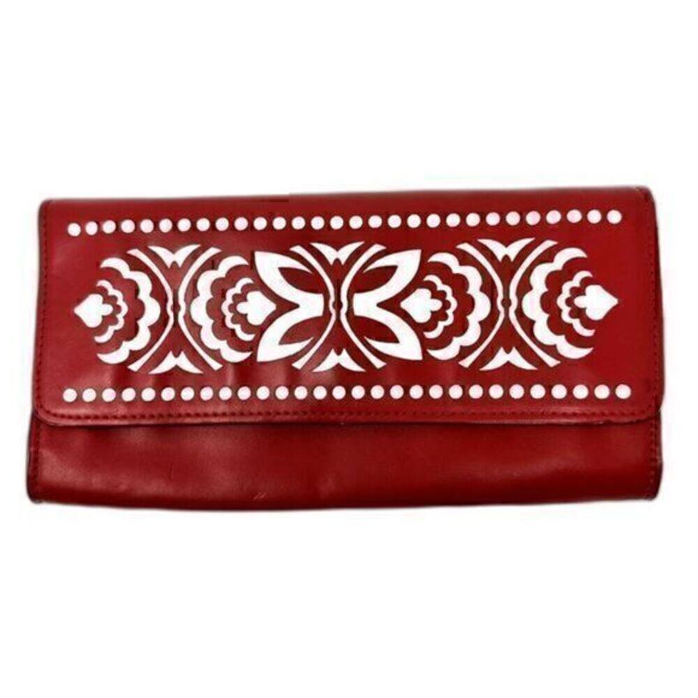 Vera Bradley Red Laser Cut Faux Leather Clutch Snap 4 Card‎ Slot